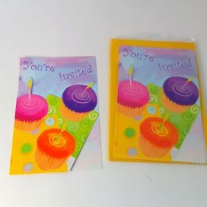 Vintage Martha Collins Cupcake invitations 5 invitations with envelopes Open